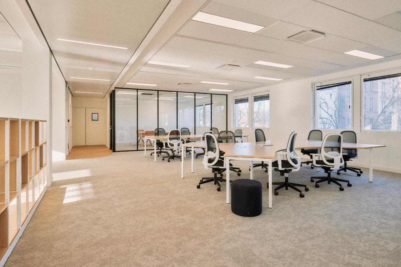 Bureau La Plaine Saint-Denis 2922m² Vente bureau La Plaine Saint-Denis Seine-Saint-Denis OVBUR2426975 12